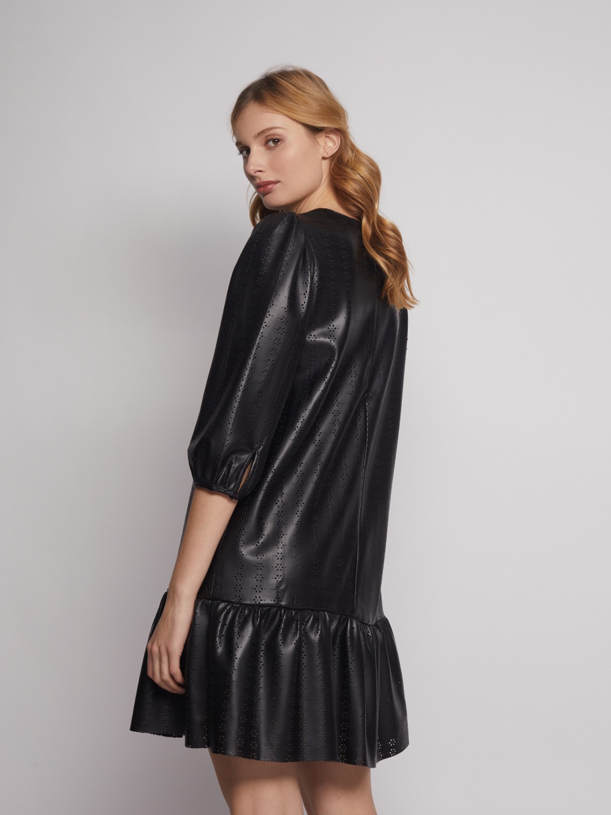 Платье из экокожи с перфорированным узором zolla 222428159131, цвет черный, размер XS - фото 4