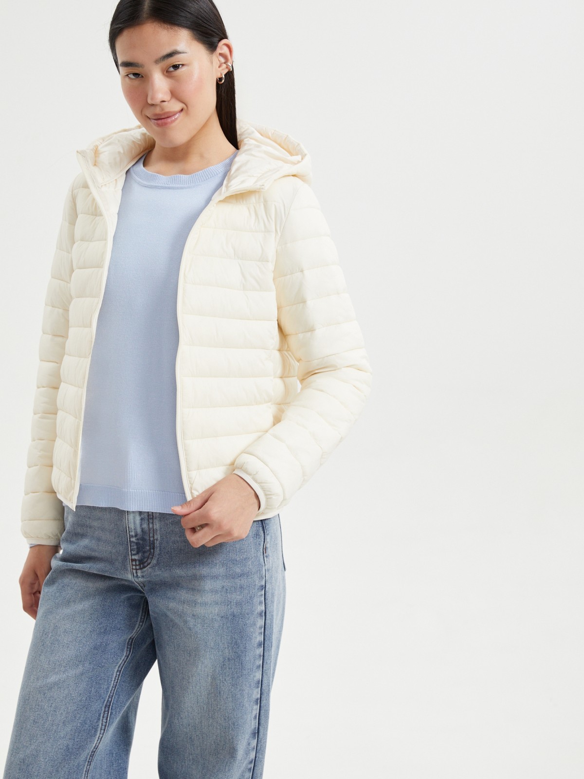 Тёплая стёганая куртка с капюшоном