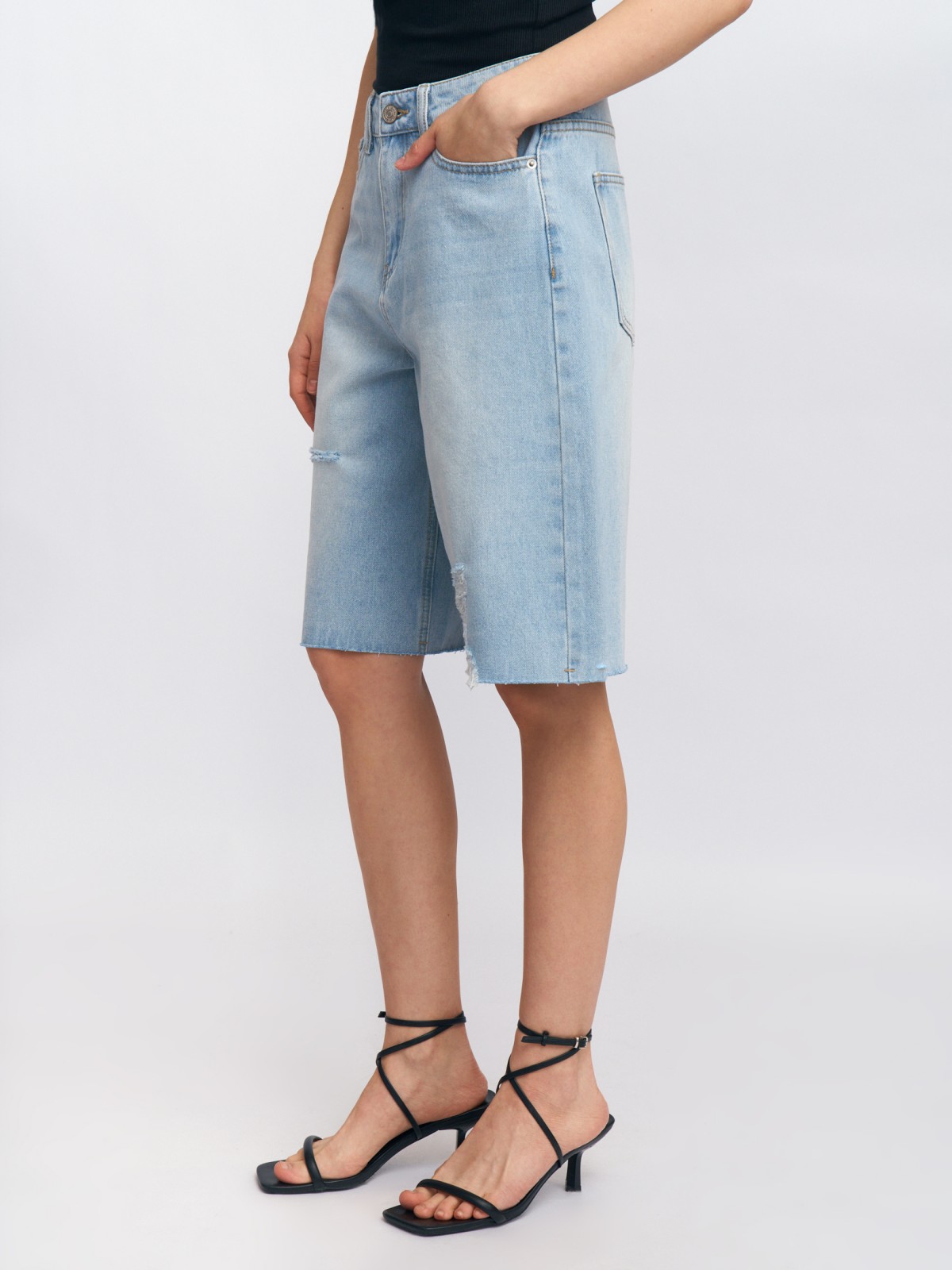 Джинсовые удлинённые шорты-бермуды