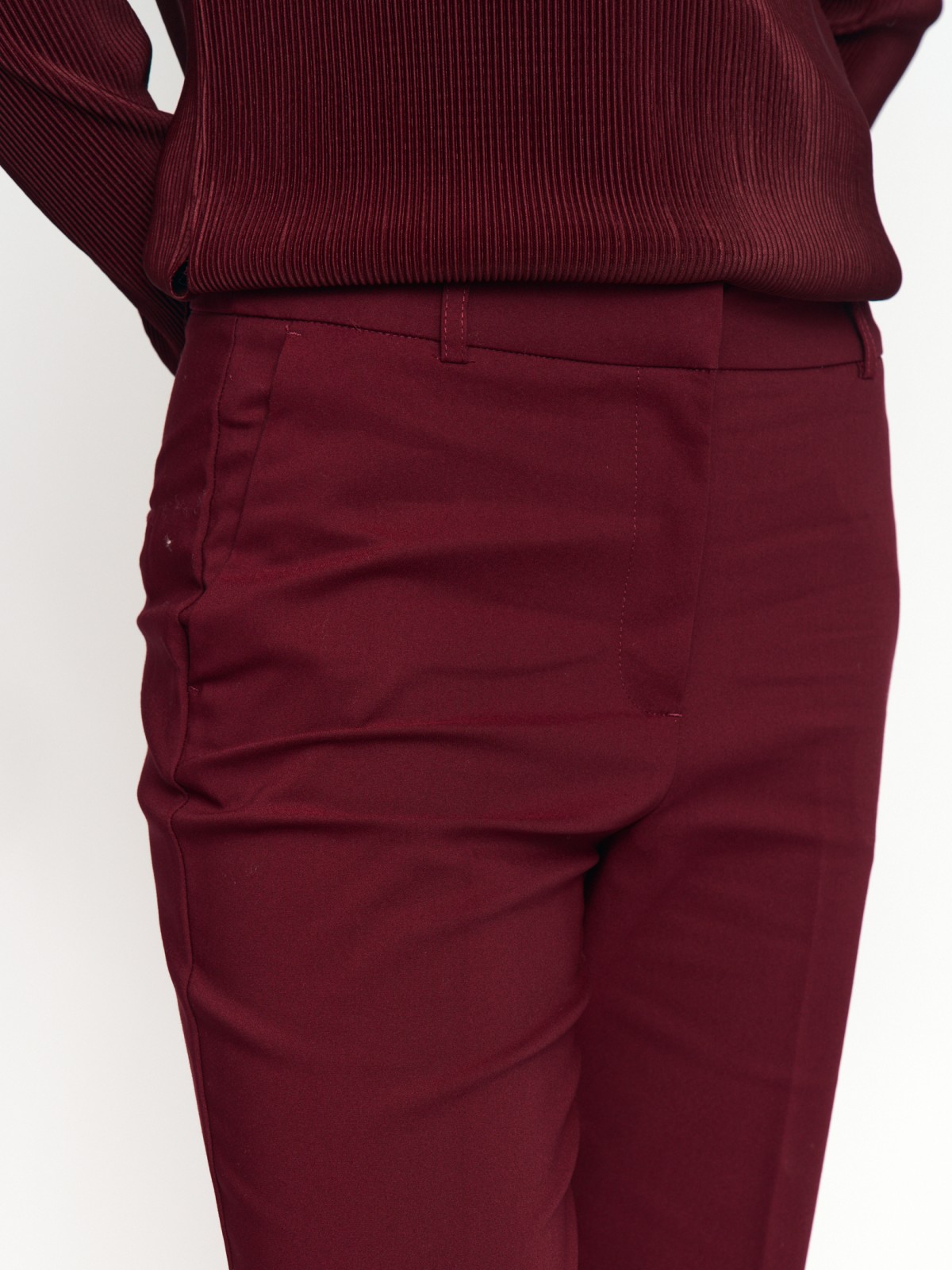 Офисные брюки силуэта Slim