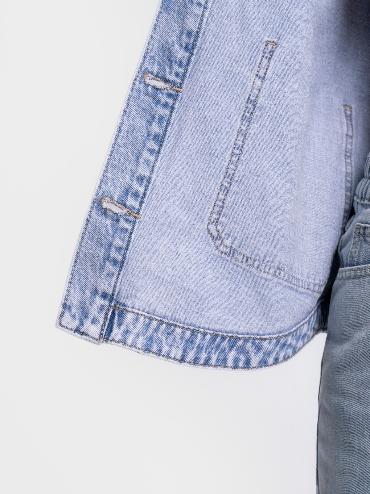 Джинсовая куртка-рубашка из хлопка