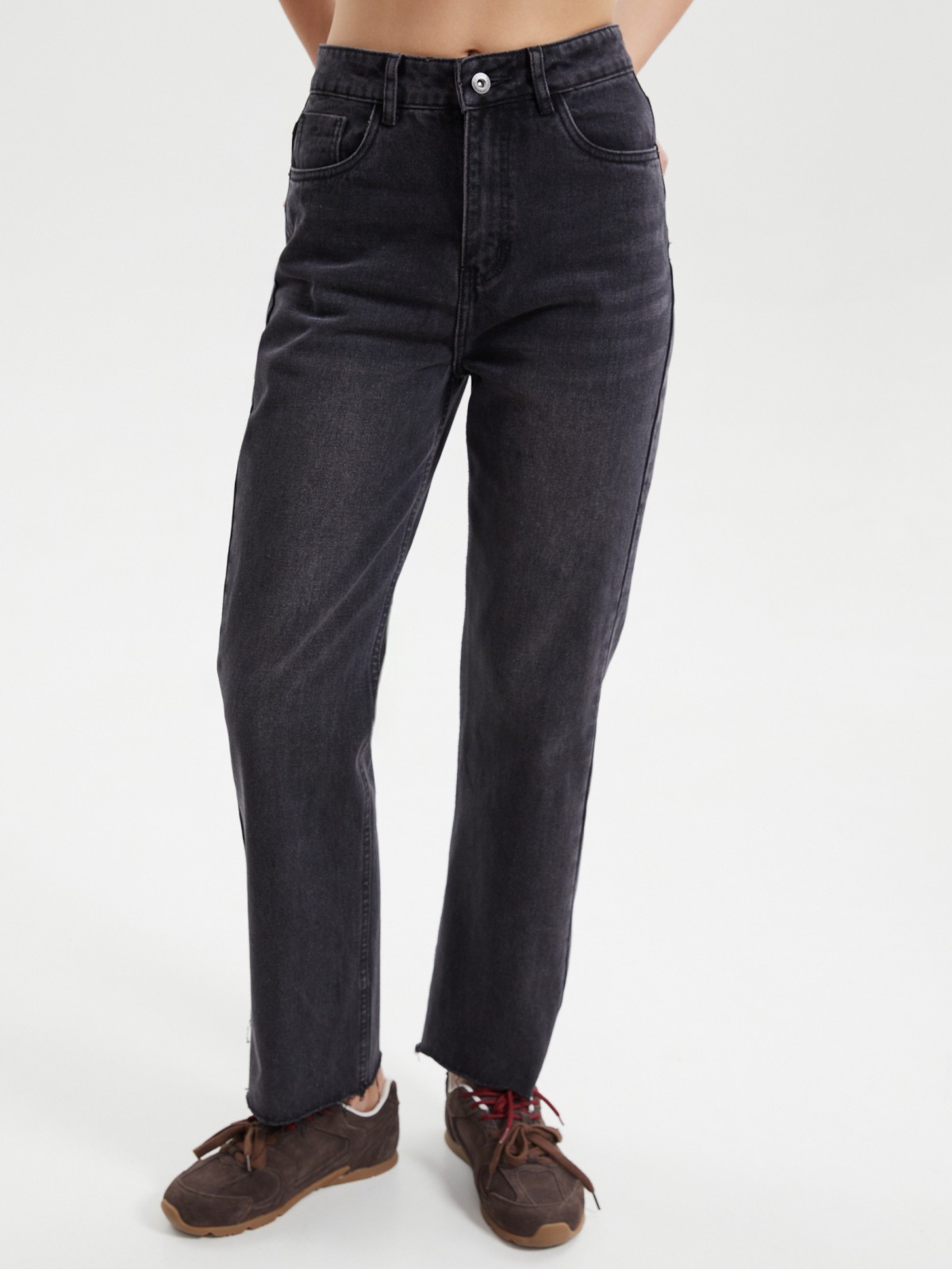 Джинсы прямого силуэта