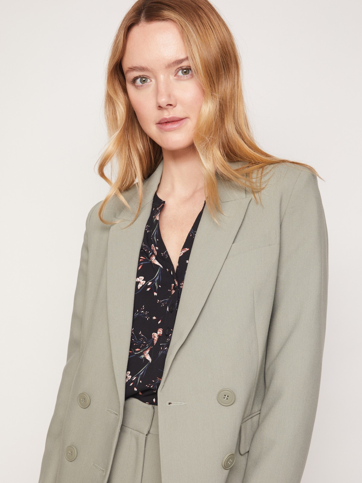 Пиджак двубортный