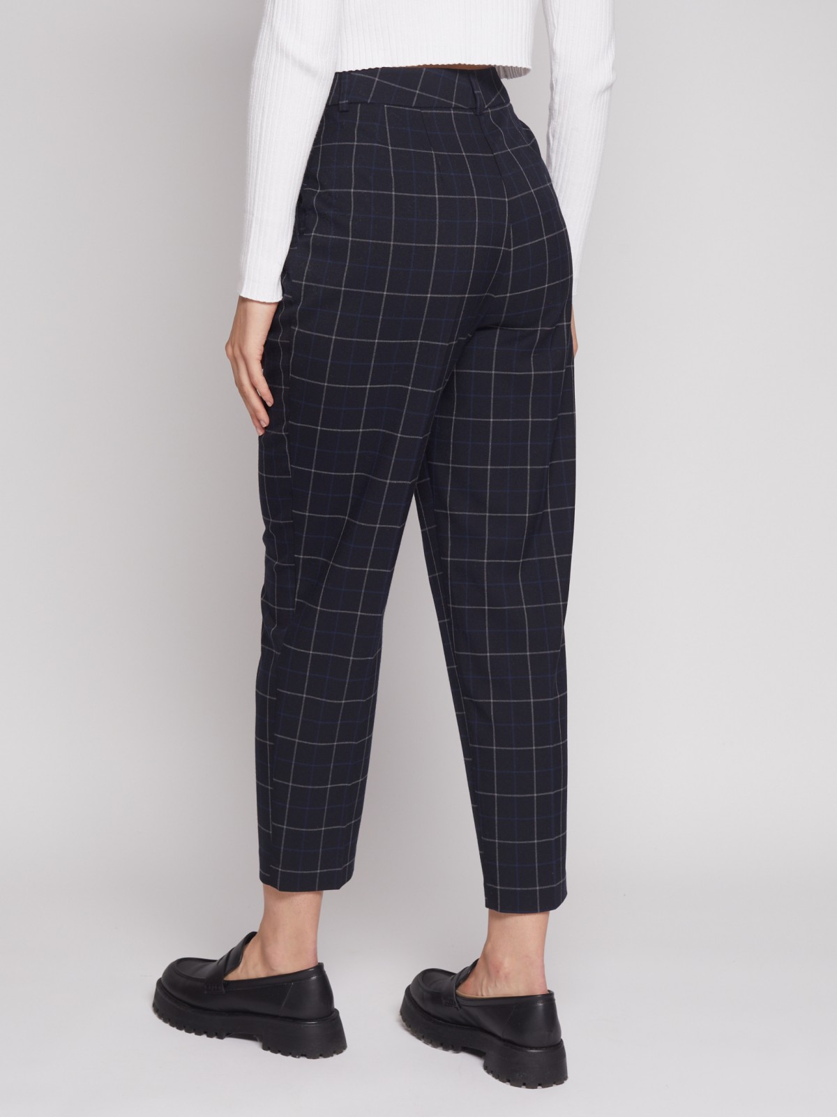 Брюки фасона Carrot  Брюки фасона Carrot