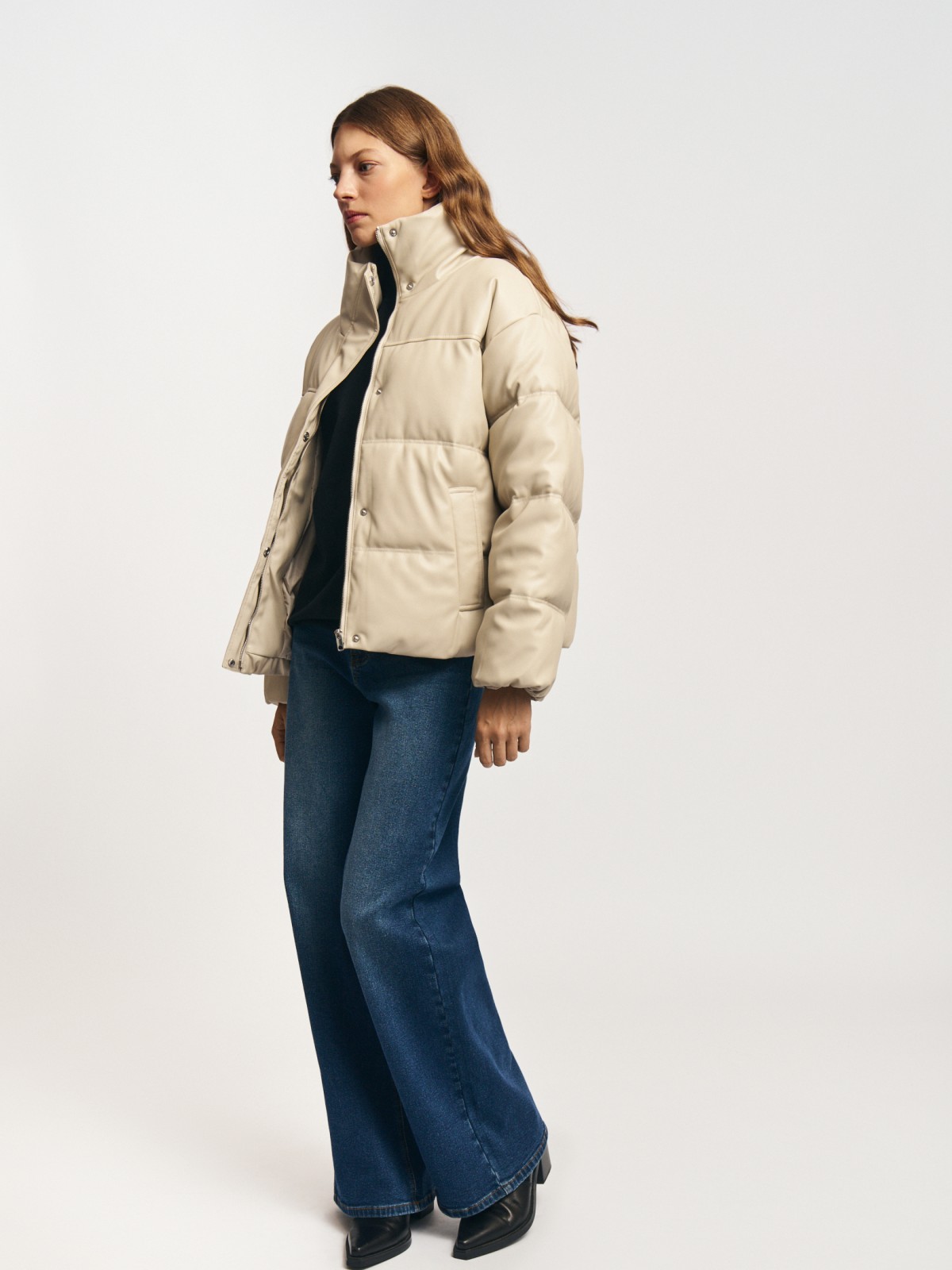 Тёплая стёганая куртка из экокожи с воротником