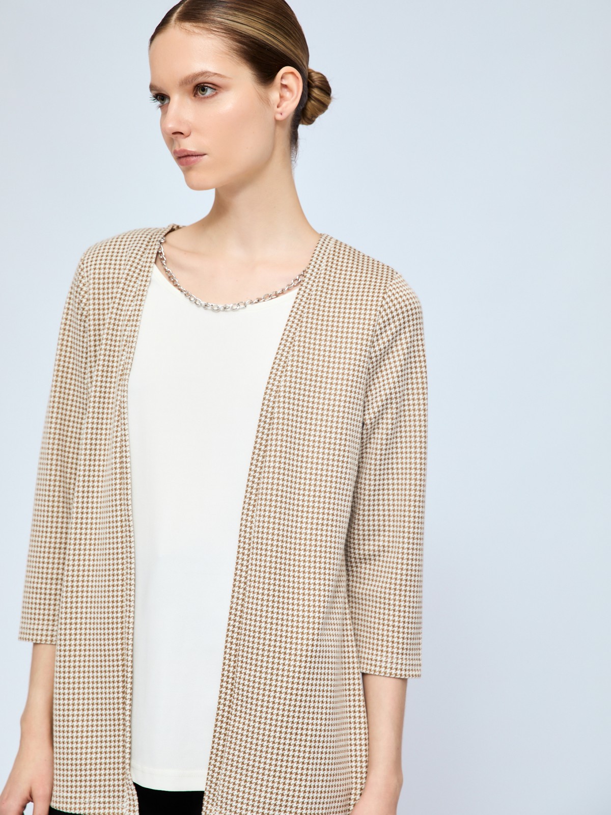 Комбинированный джемпер с имитацией кардигана и цепочкой