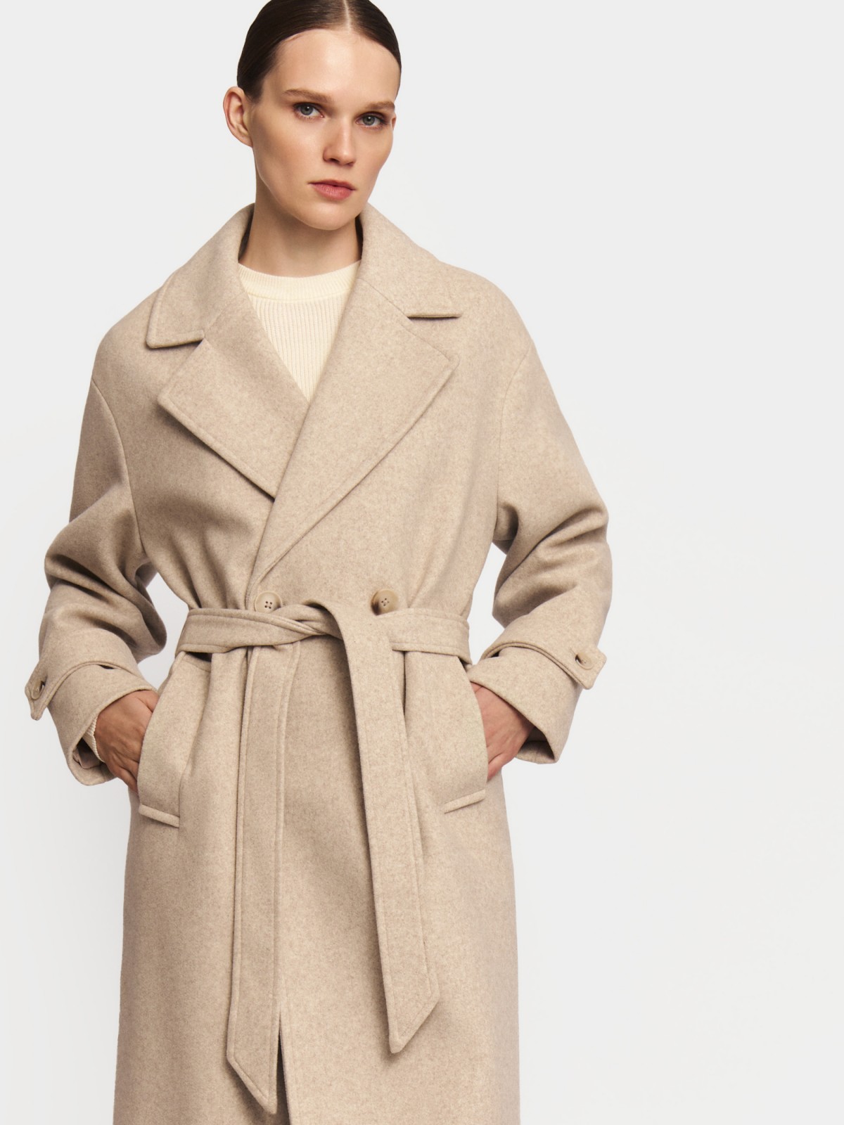 Длинное пальто оверсайз без утеплителя с поясом