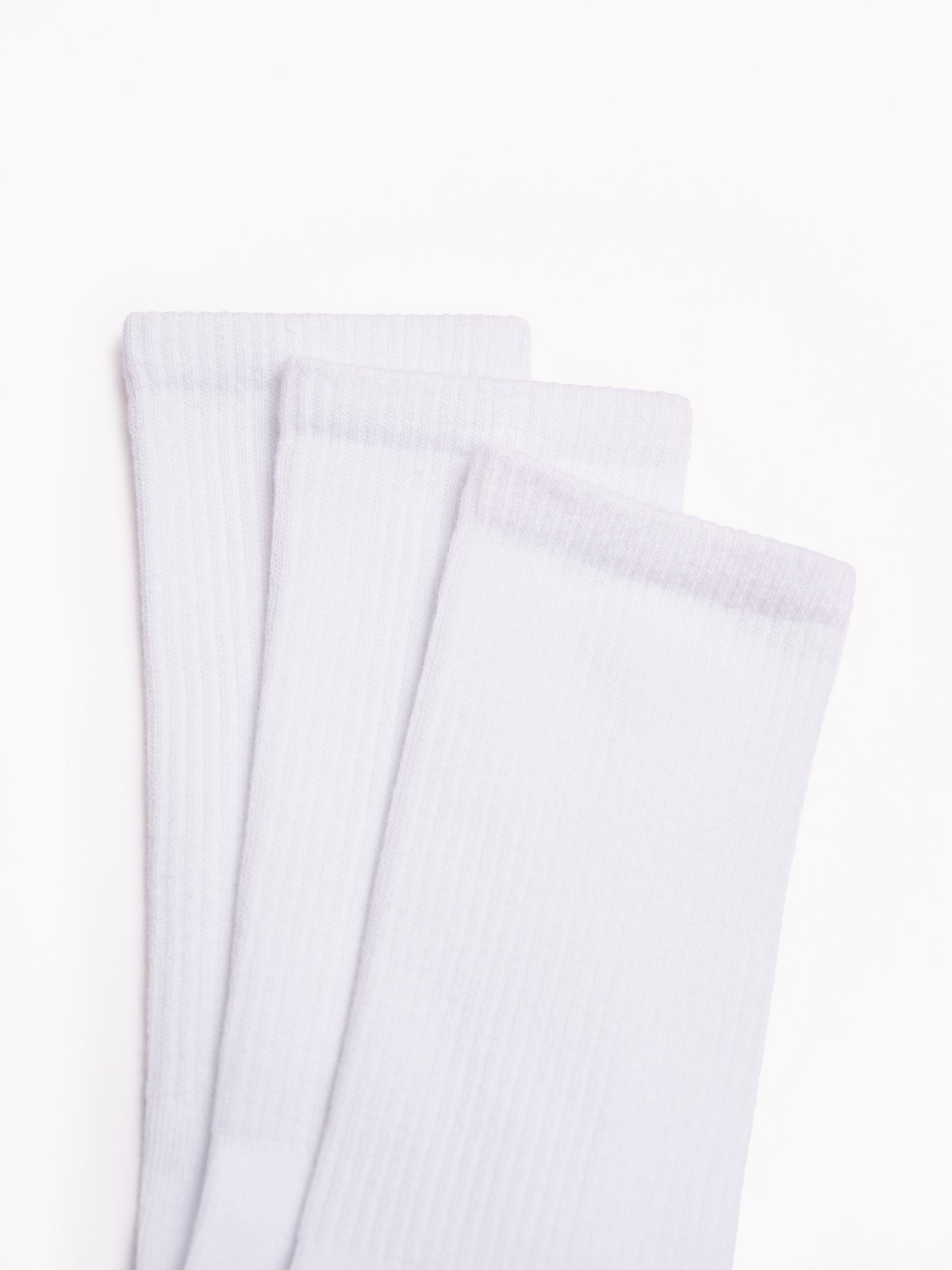 Набор высоких белых носков (3 пары в комплекте)