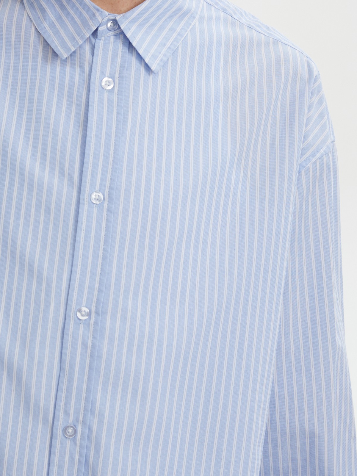 Офисная рубашка прямого силуэта с узором в полоску