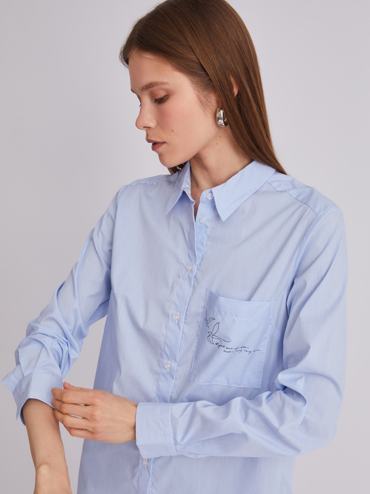 Офисная рубашка прямого силуэта с акцентом на кармане zolla 223311159242, цвет светло-голубой, размер M - фото 5