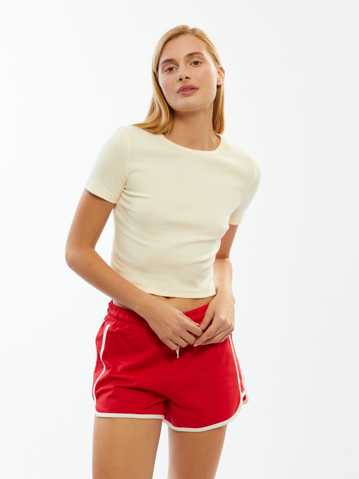 Кроп топ из хлопка с коротким рукавом