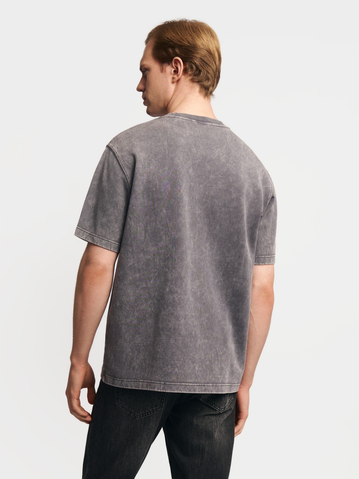 Футболка из хлопка с вышивкой