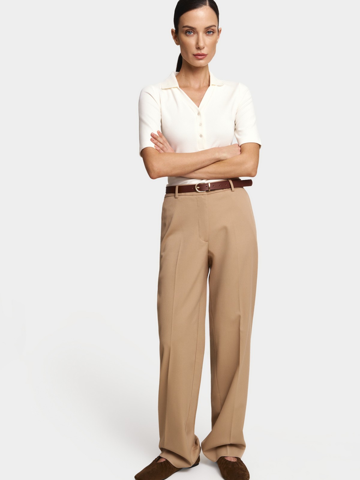 Брюки прямого силуэта со стрелками