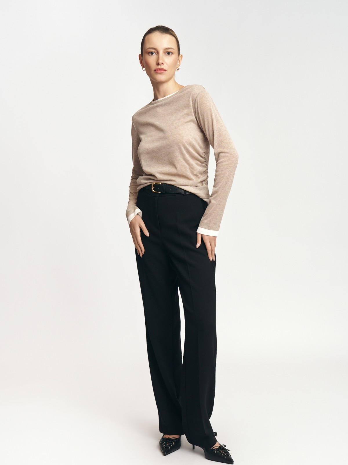 Трикотажный лонгслив с отделкой