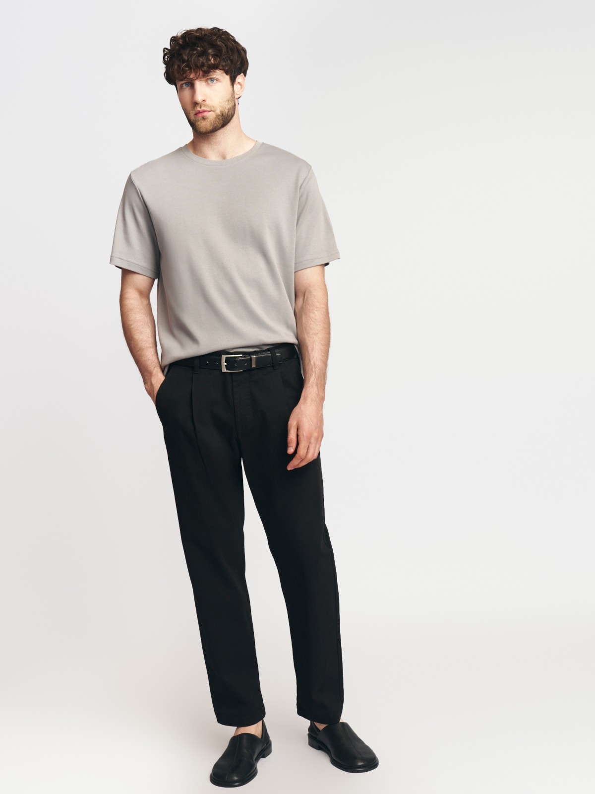 Футболка из хлопка с круглым вырезом