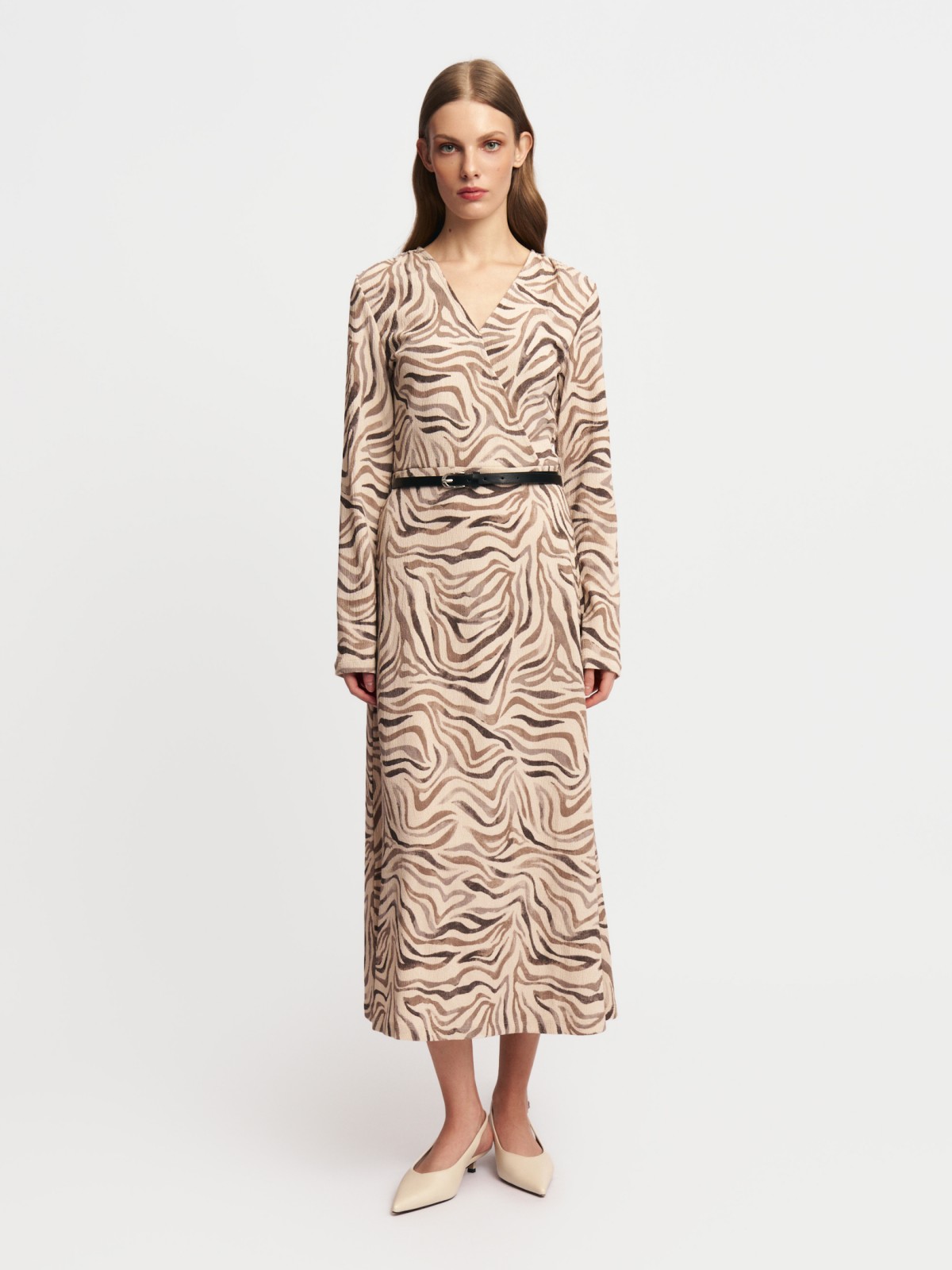 Платье миди с ремнём