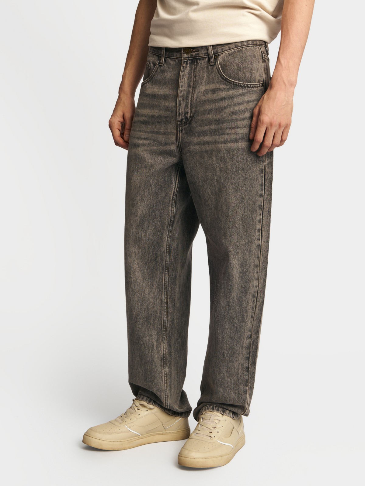 Джинсы фасона Baggy