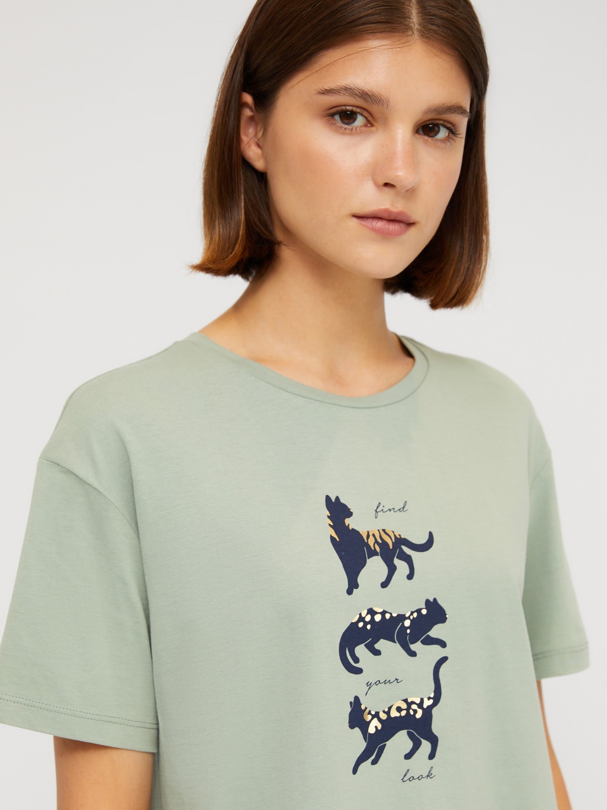 Футболка свободного силуэта из хлопка с принтом