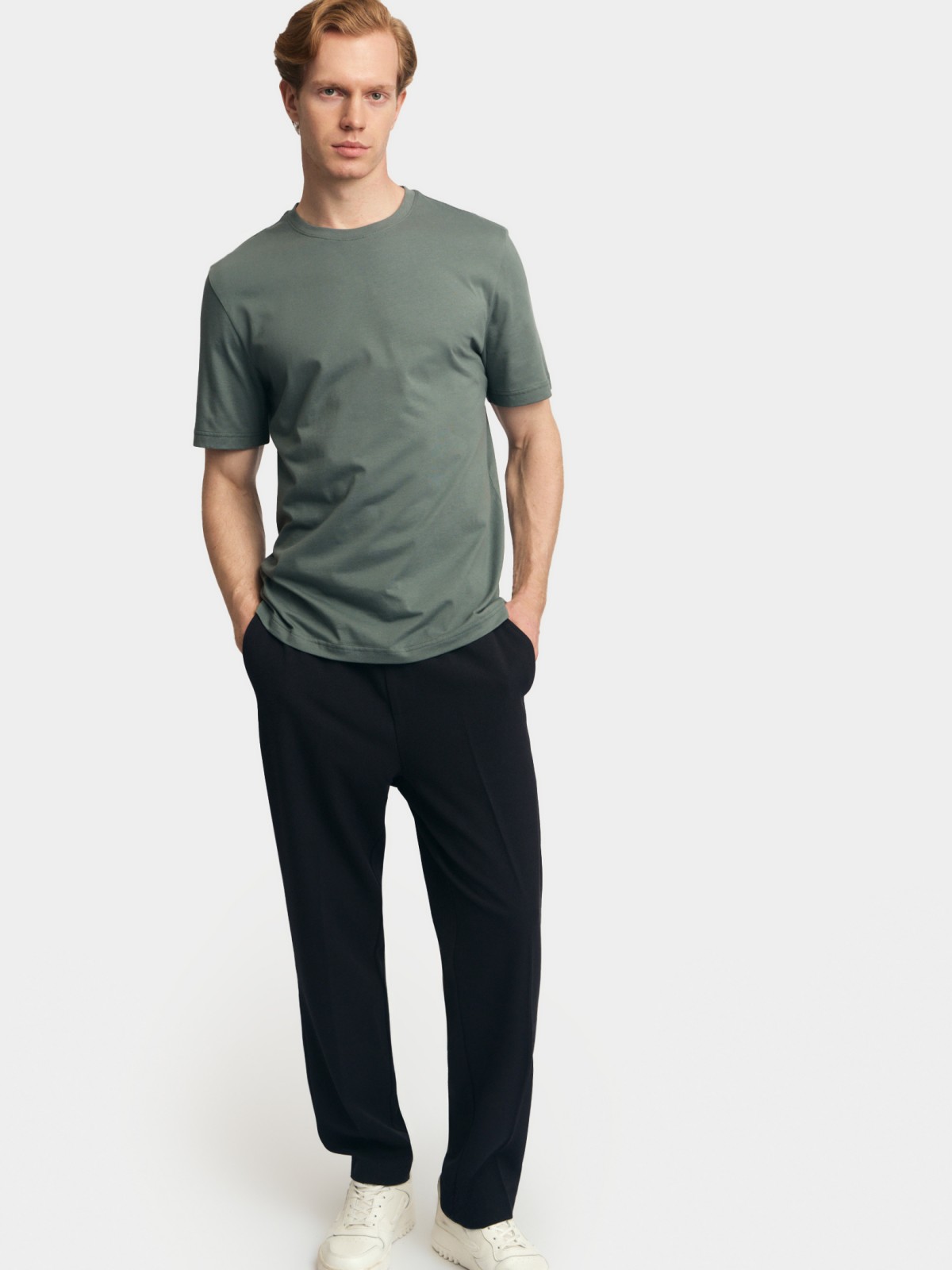 Однотонная футболка из хлопка