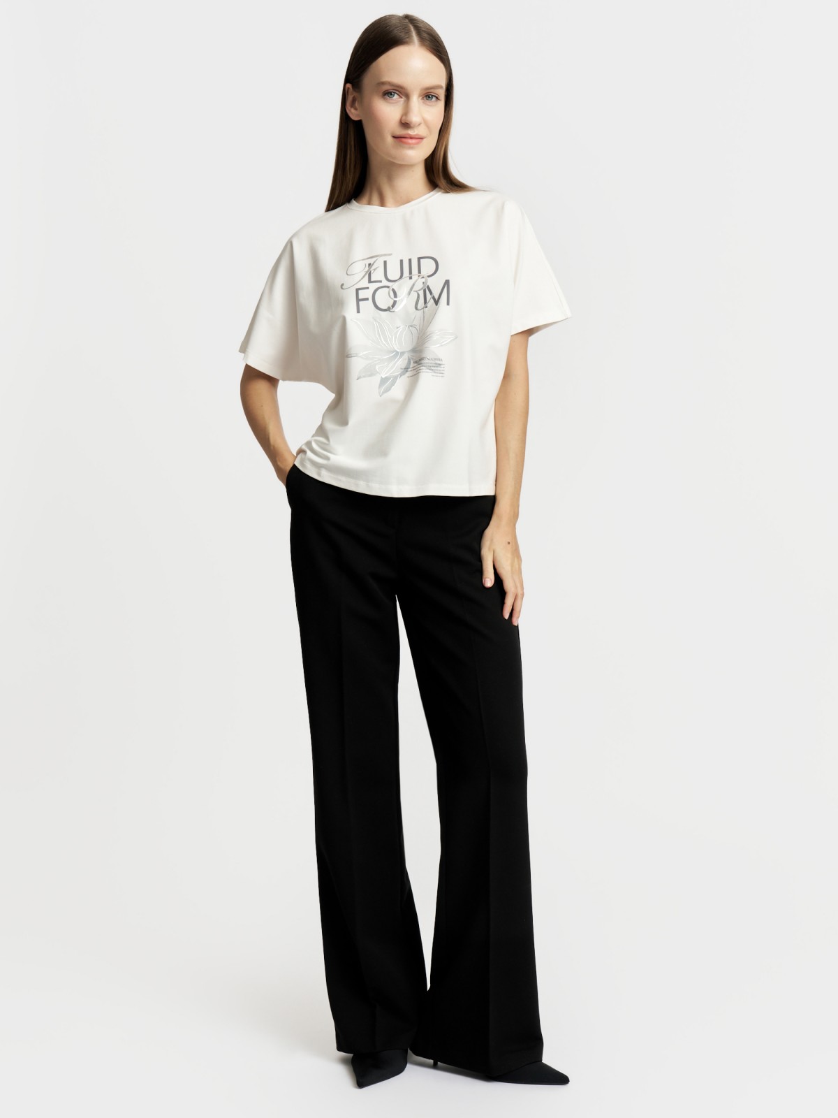 Футболка с коротким рукавом и принтом