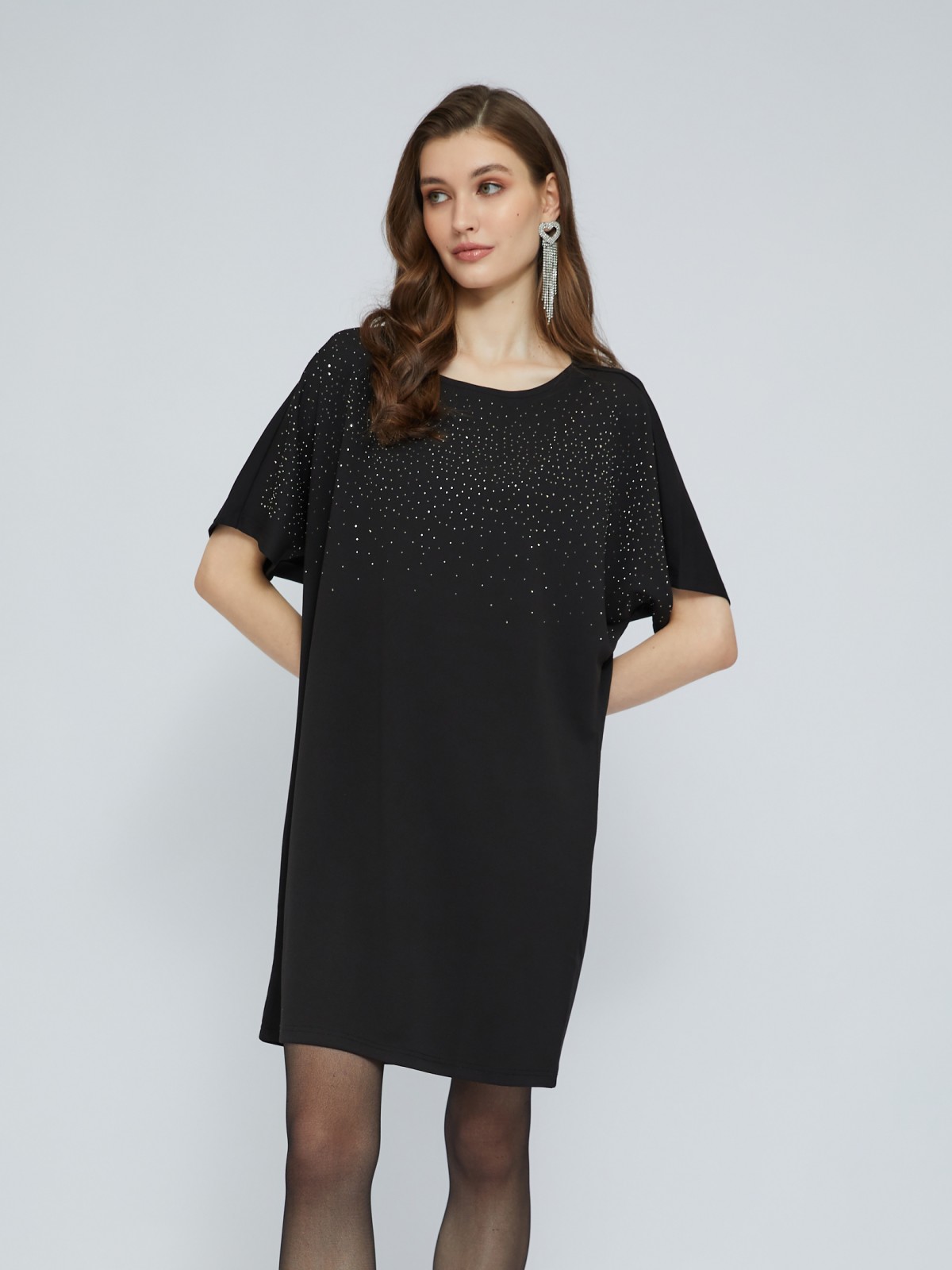 Платье мини с акцентной кокеткой со стразами