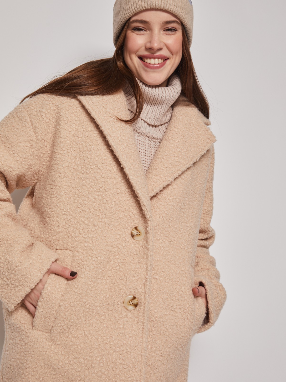 Плюшевое пальто оверсайз