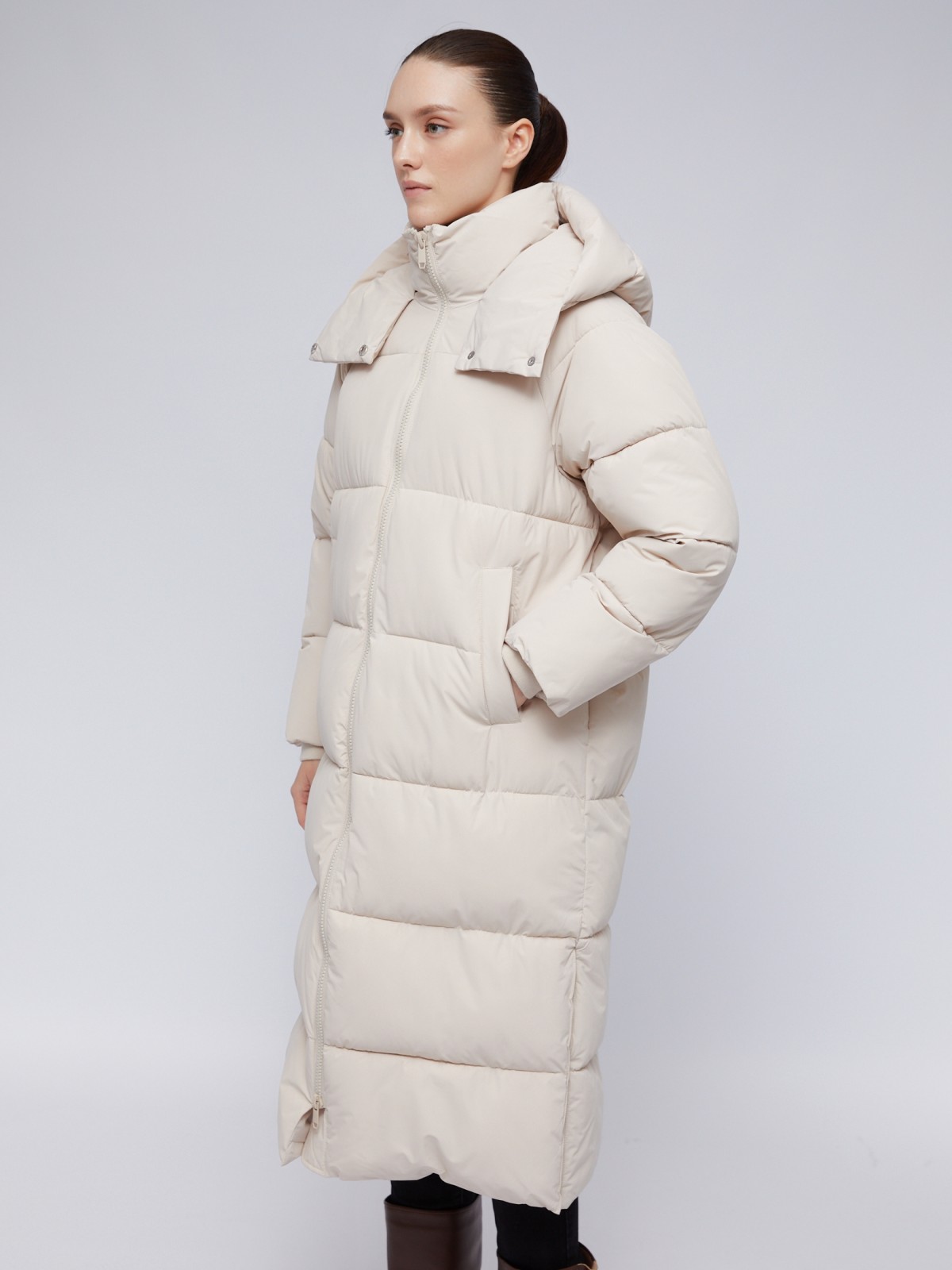 Тёплая куртка-пальто с капюшоном и двойным воротником