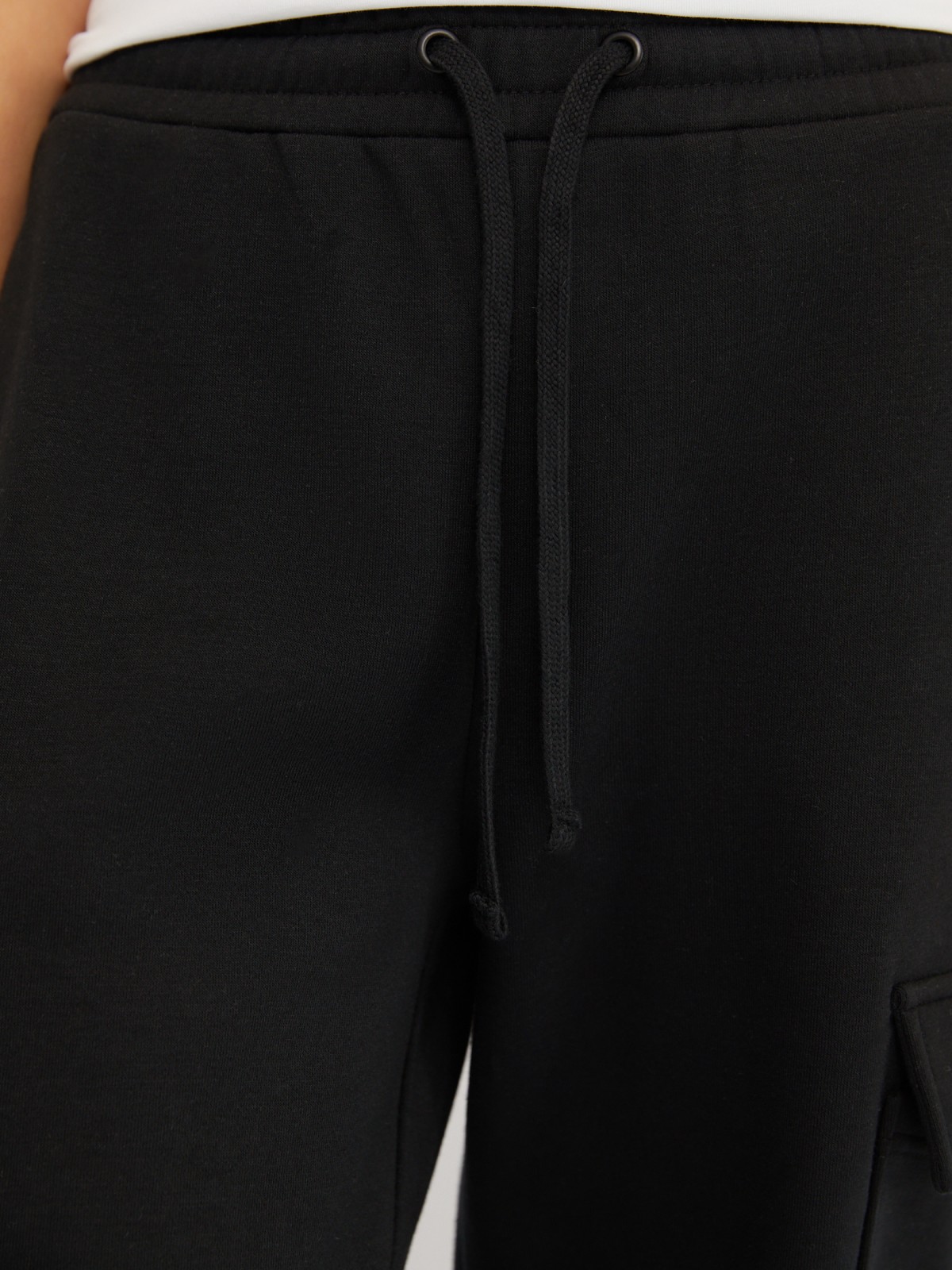 Прямые трикотажные брюки карго на резинке