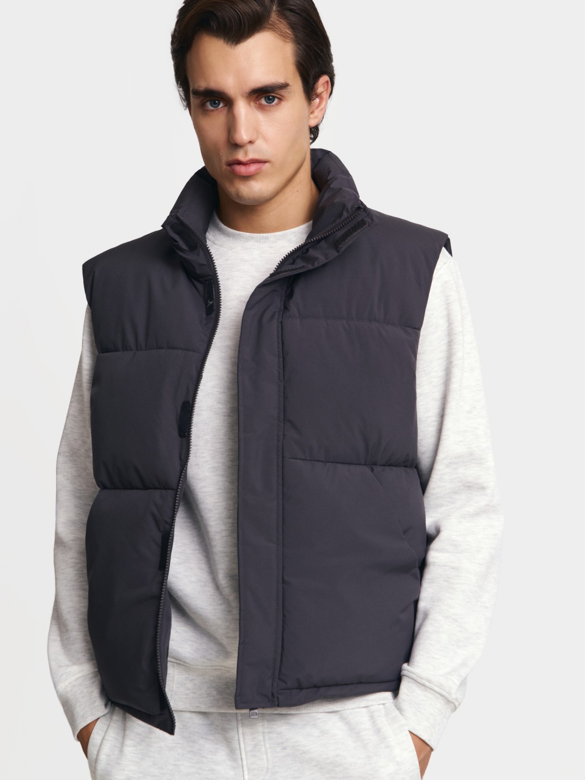 Куртка без рукавов 3599₽