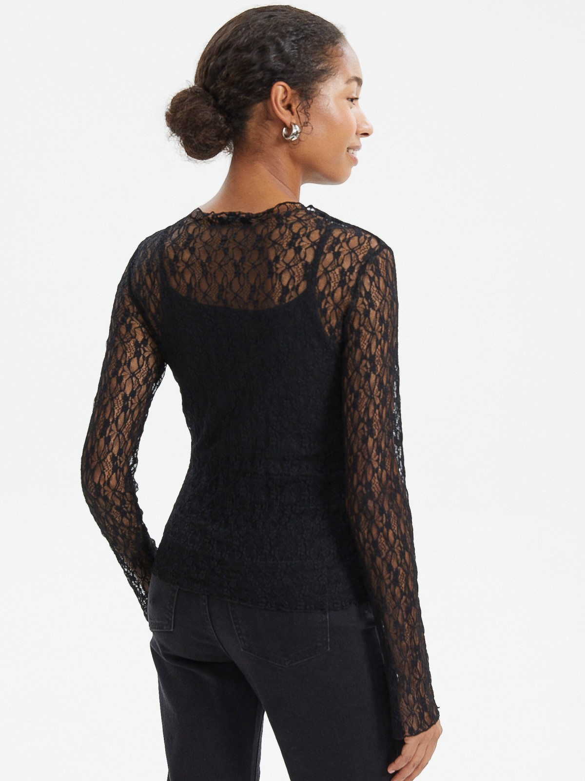 Кружевной лонгслив