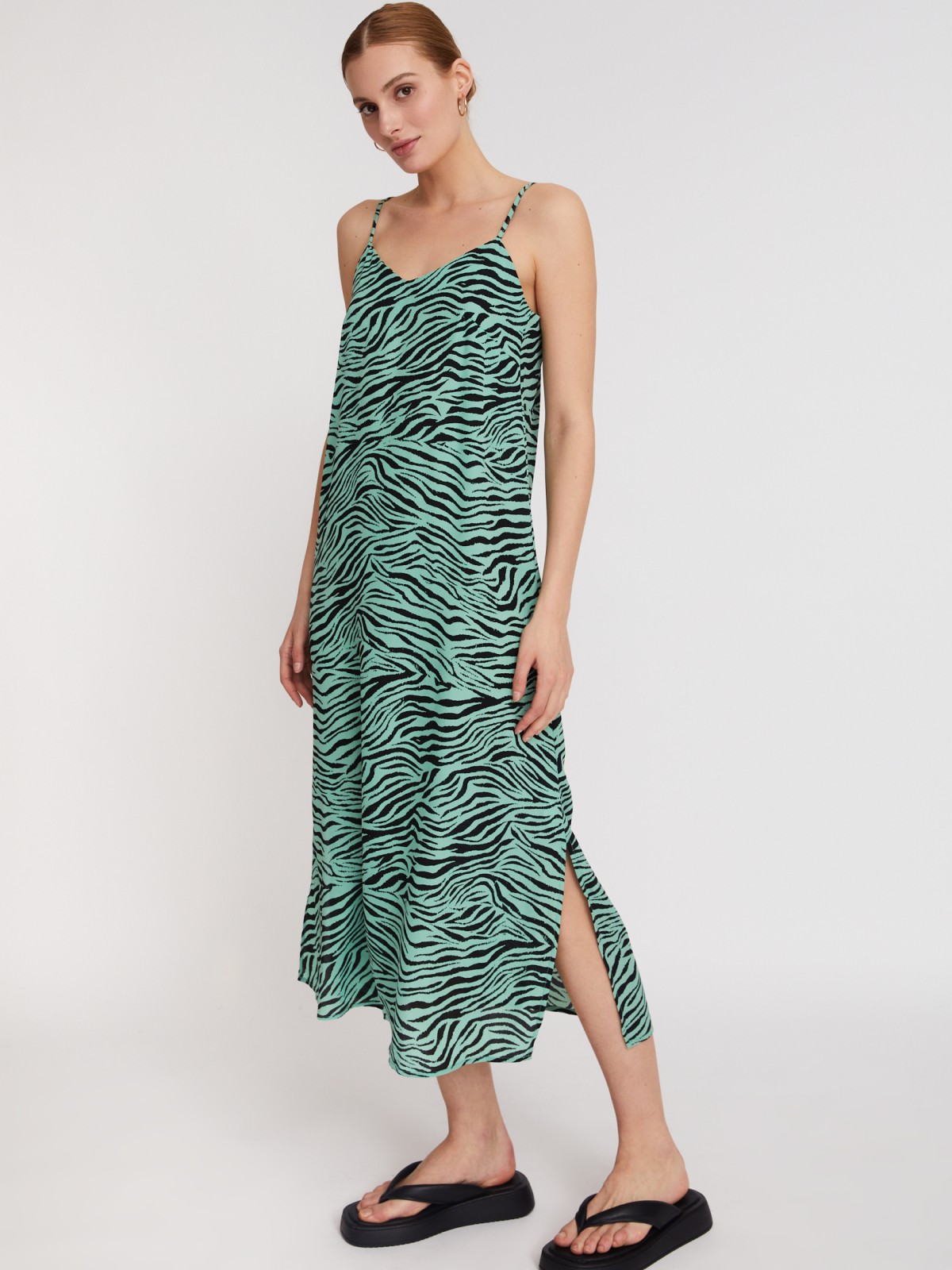 Платье-комбинация с боковыми разрезами zolla 223248259043, цвет светло-зеленый, размер XS - фото 2