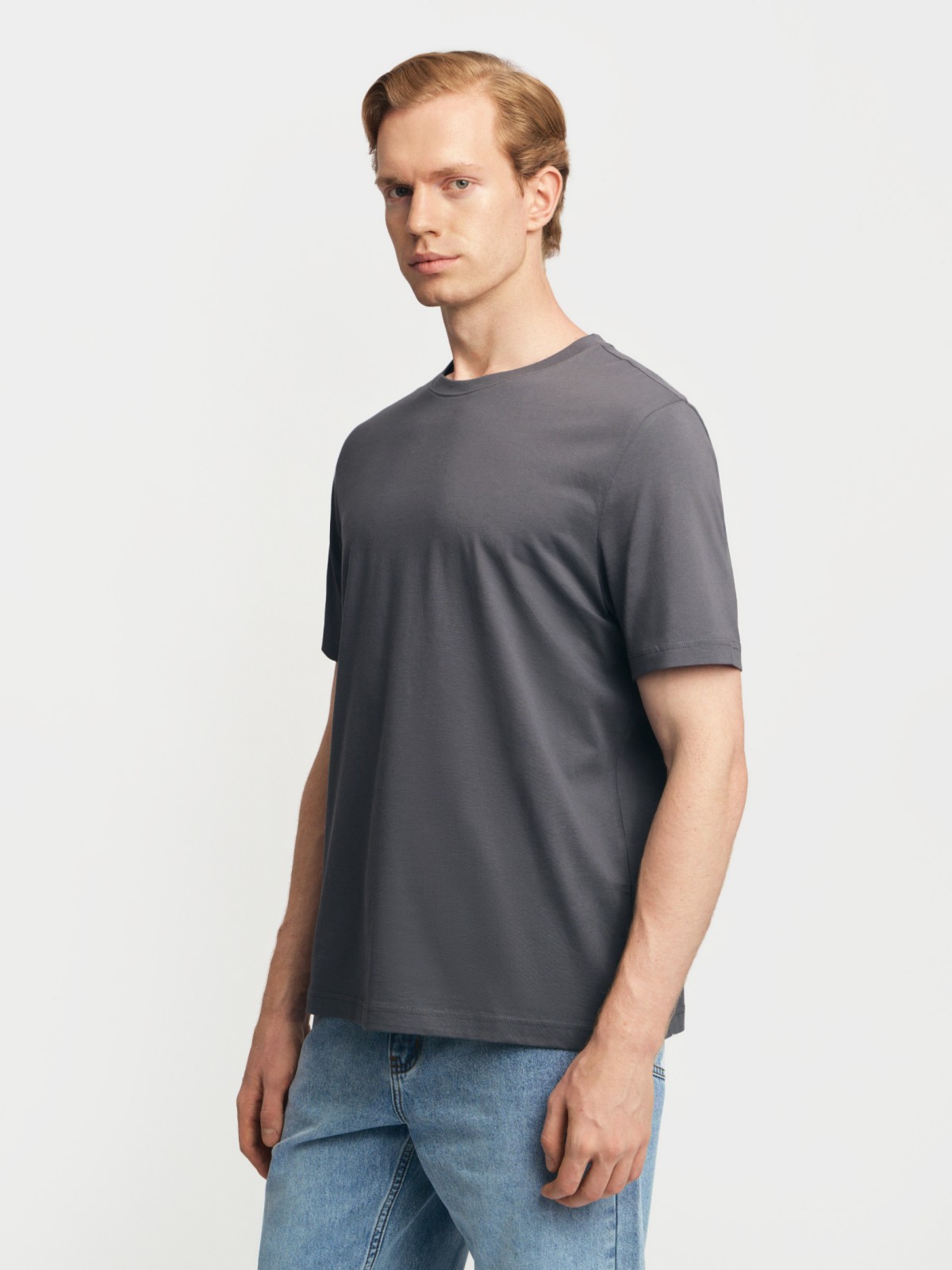 Однотонная футболка из хлопка