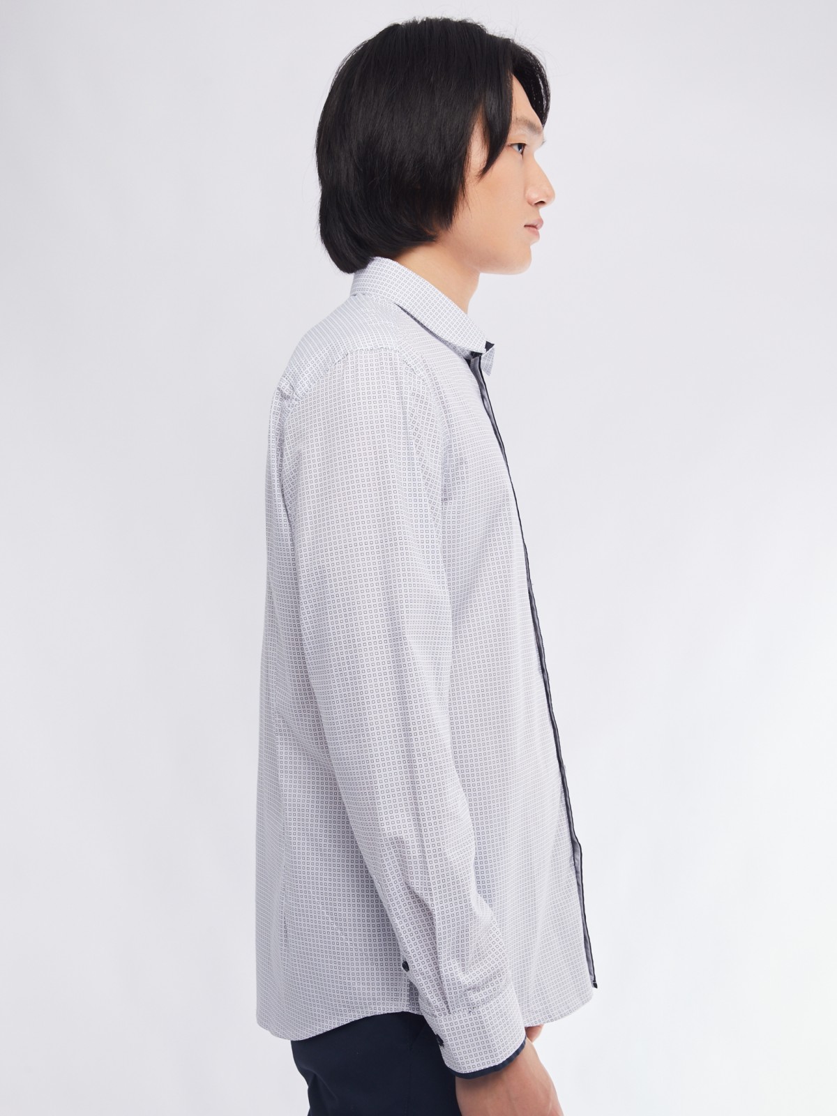 Офисная полуприталенная рубашка с мелким принтом zolla 01411217Y033, цвет белый, размер M - фото 5