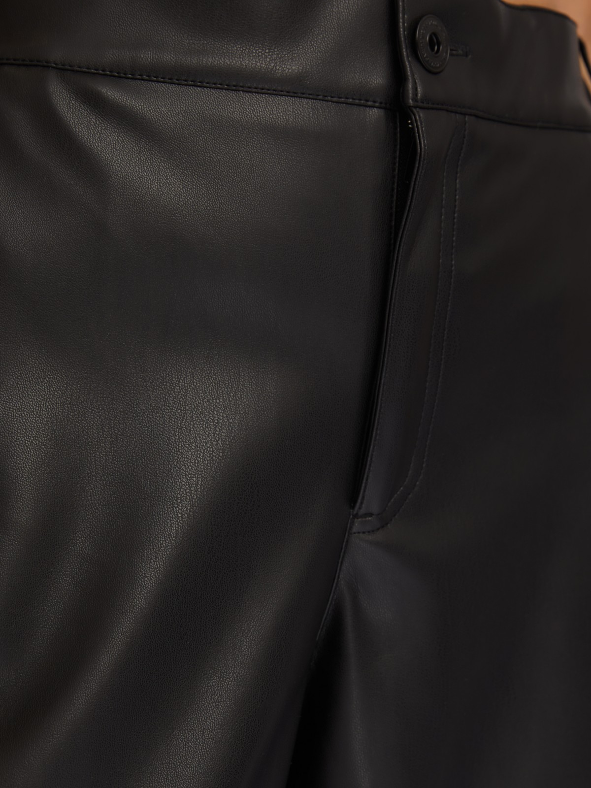 Брюки прямого силуэта из экокожи с карманами карго zolla 02411737Z031, цвет черный, размер XS - фото 5