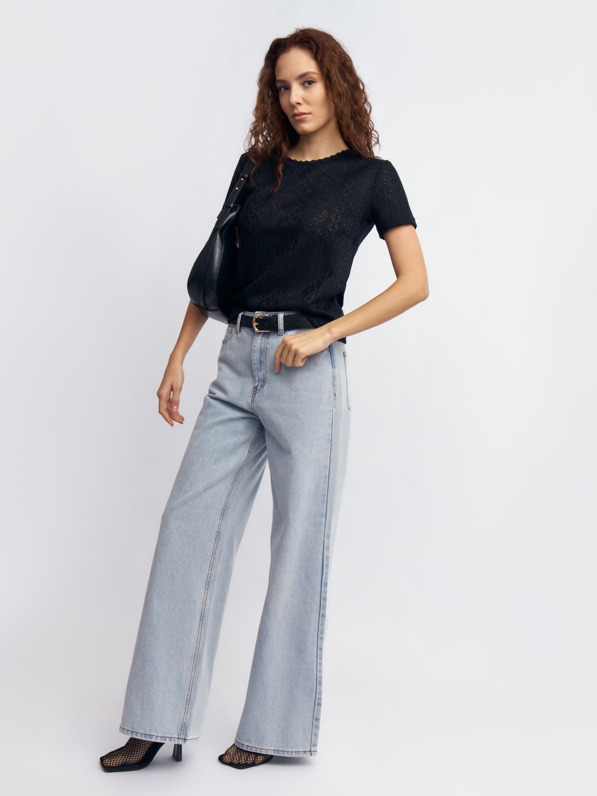 Футболка-топ из ажурного вязаного трикотажа