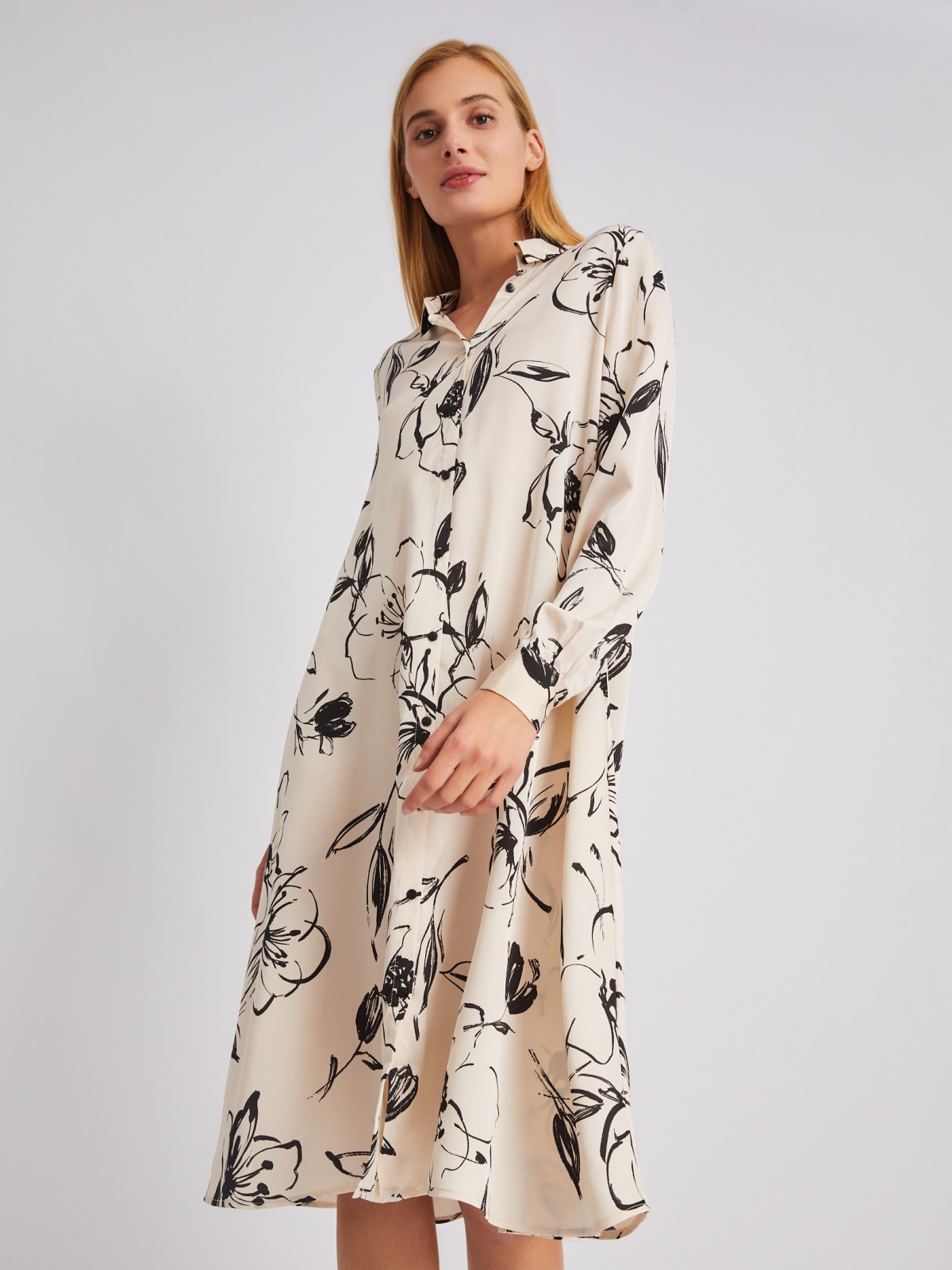 Атласное платье-рубашка с воротником и акцентном на талии zolla 02411827Y343, цвет молоко, размер XS