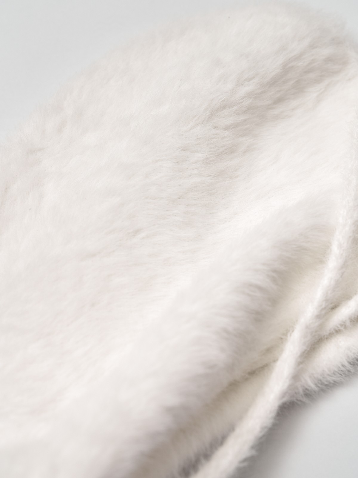 Вязаный капор