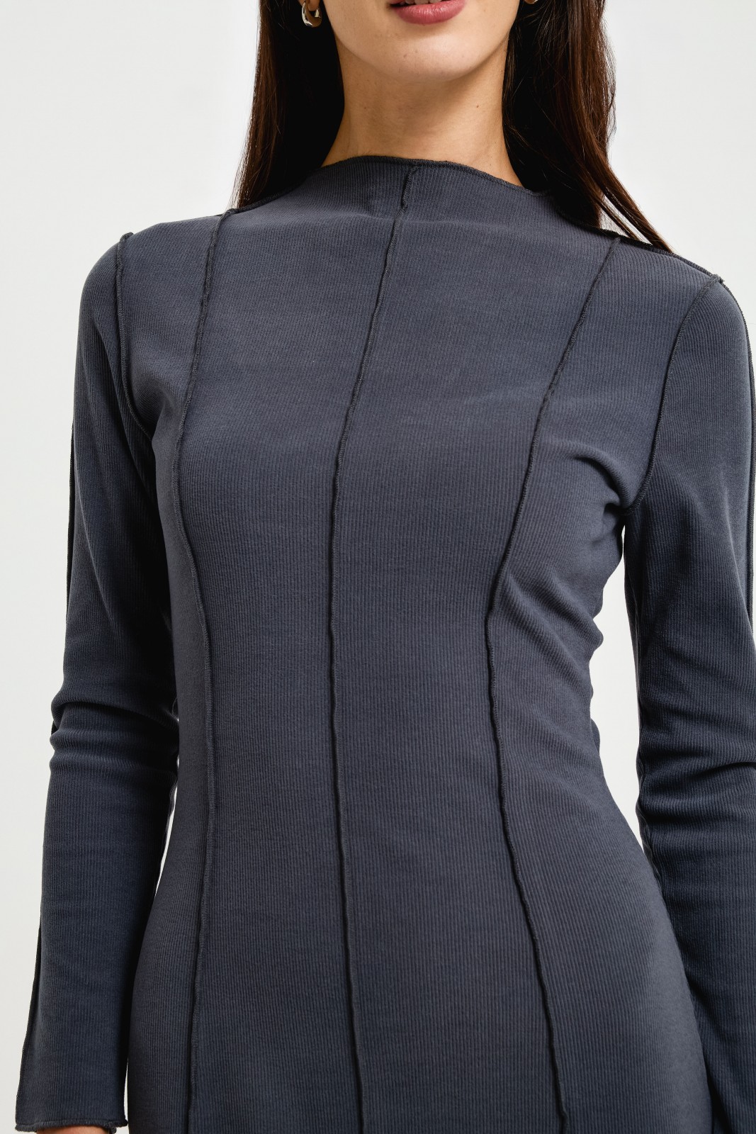 Трикотажное платье с длинным рукавом