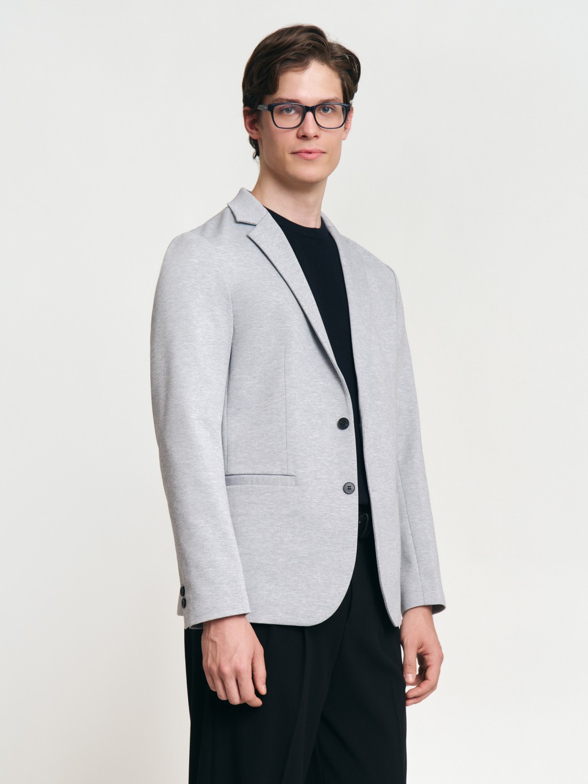 Пиджак однобортный на пуговицах