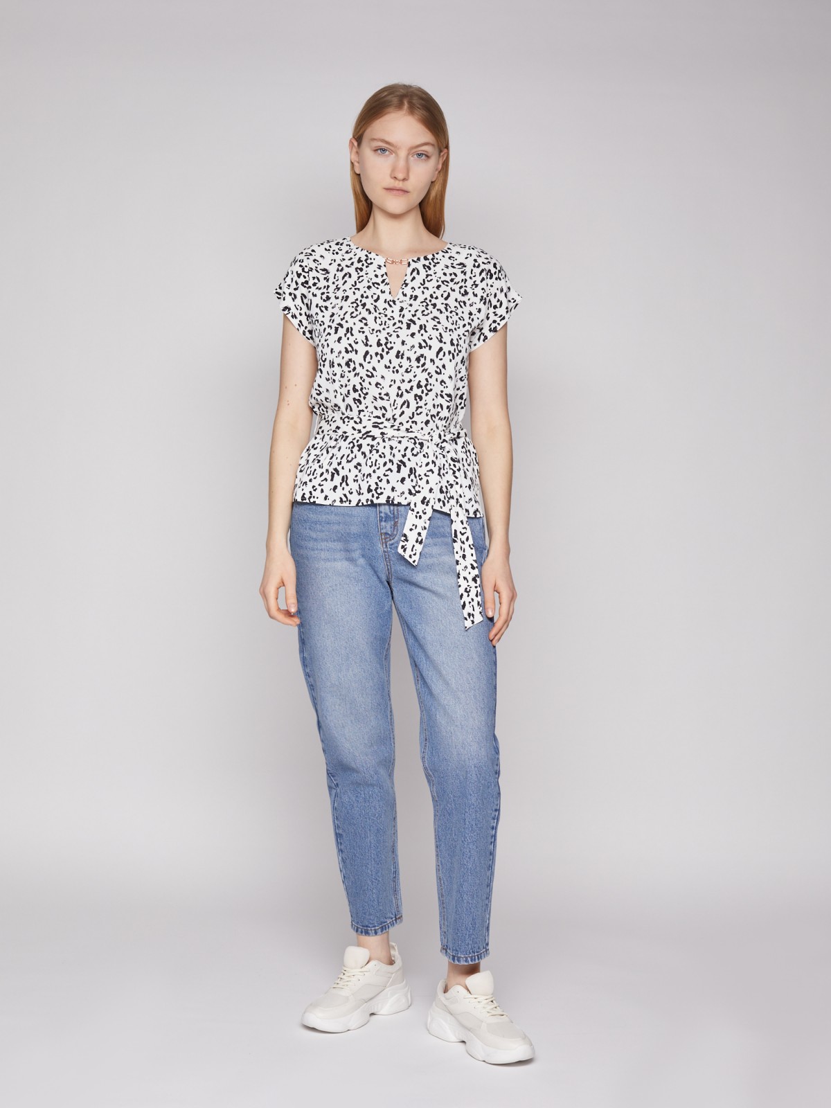 Принтованная блузка с поясом zolla 022131259043, цвет белый, размер XS - фото 2