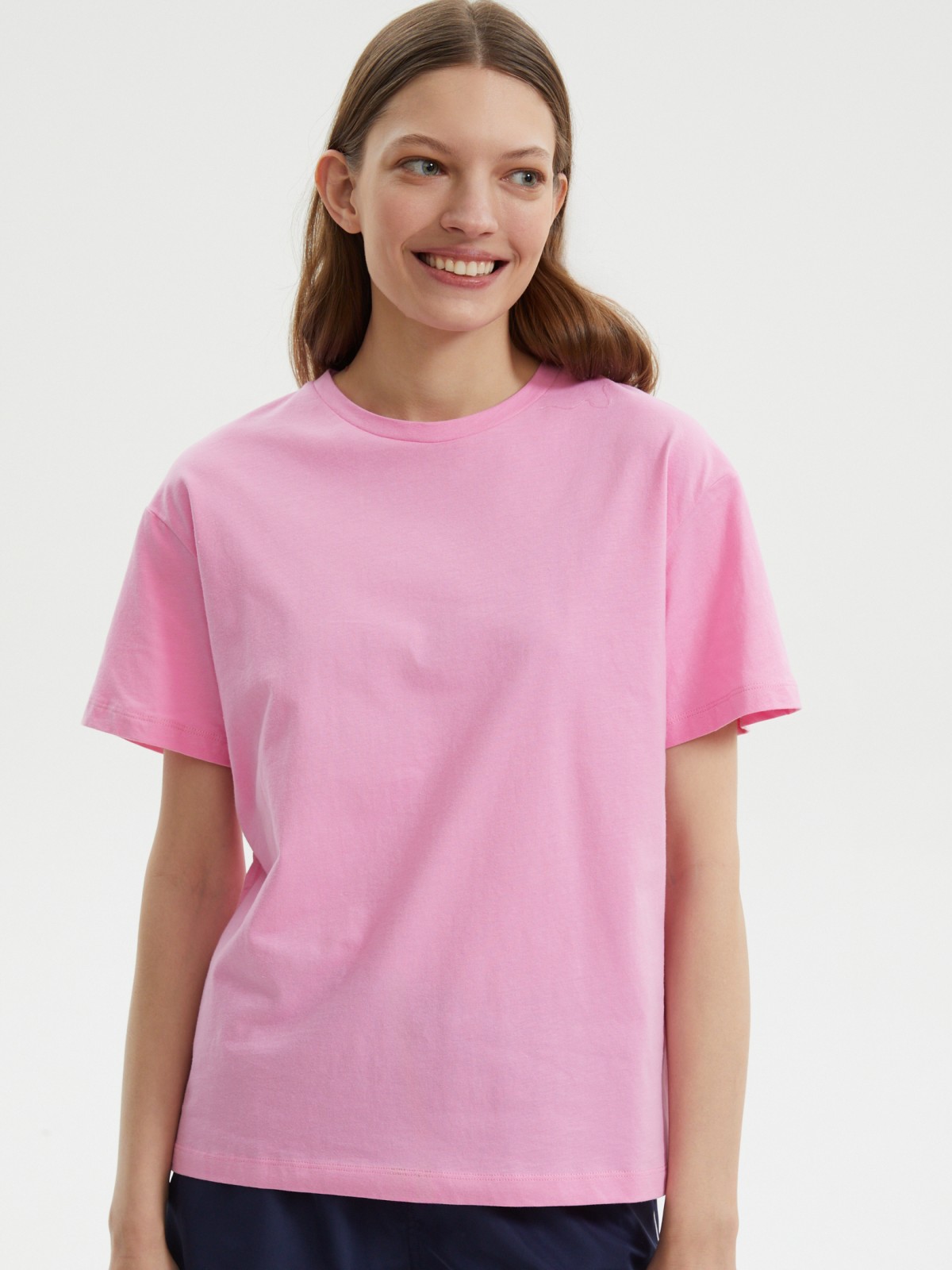 Однотонная футболка из хлопка