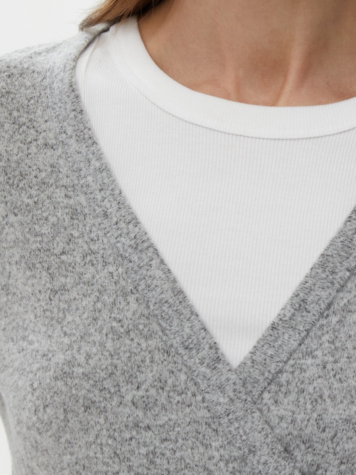 Трикотажный джемпер с запахом