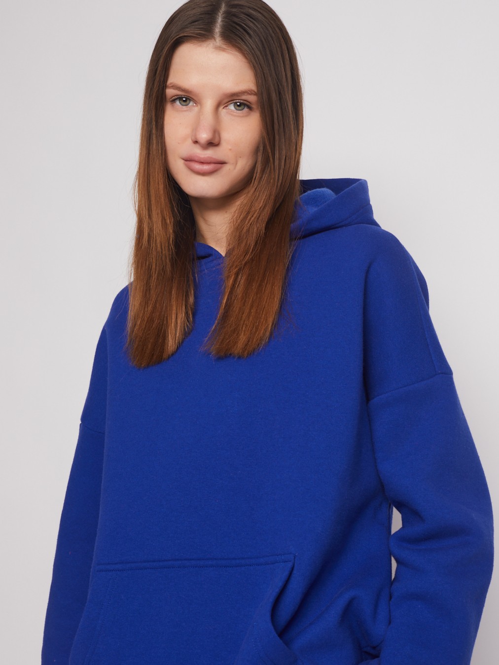 Утеплённый оверсайз худи с капюшоном