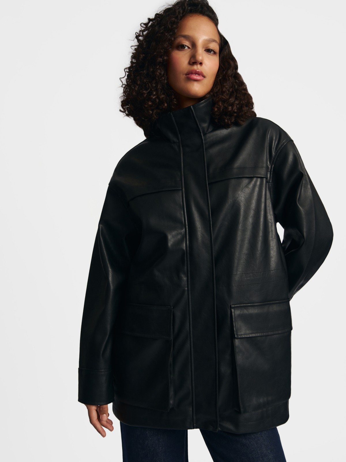 Куртка из экокожи с воротником