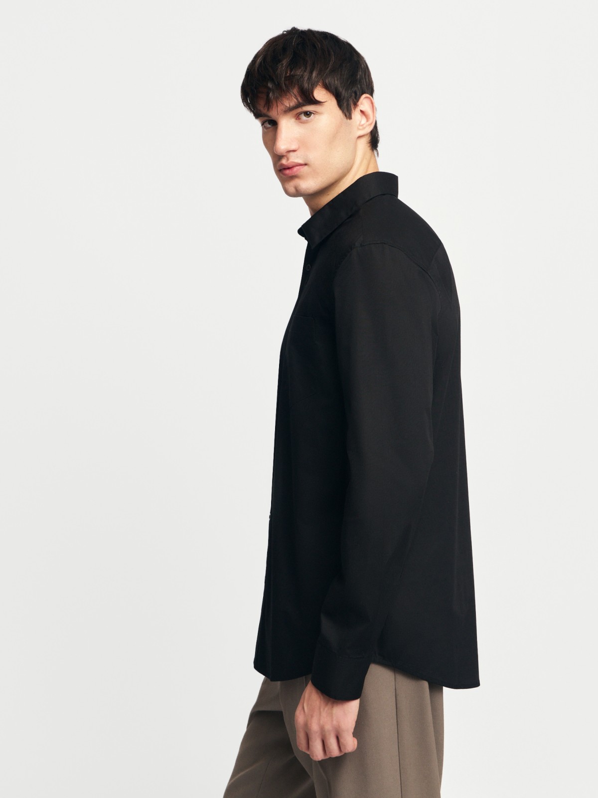 Однотонная рубашка с длинным рукавом