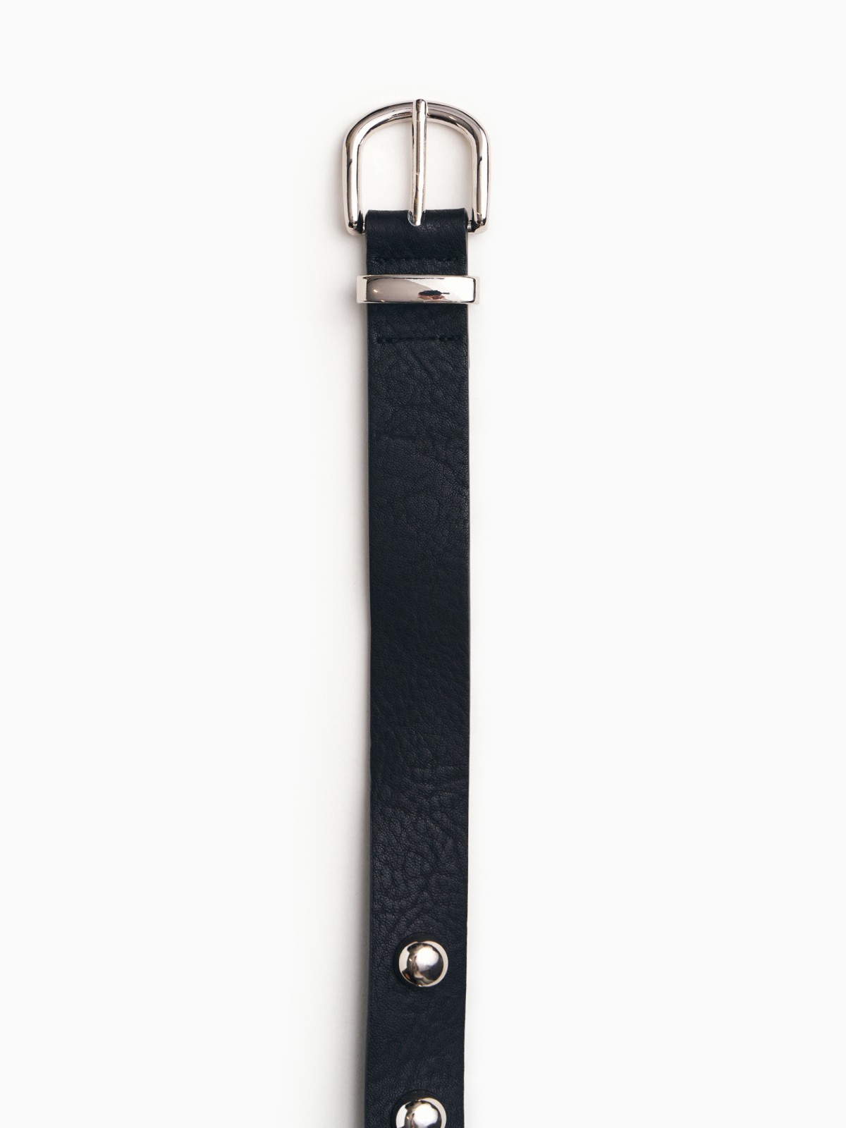 Ремень из экокожи с заклёпками