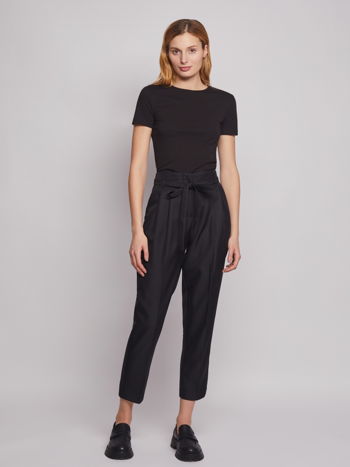 Брюки фасона Carrot с поясом