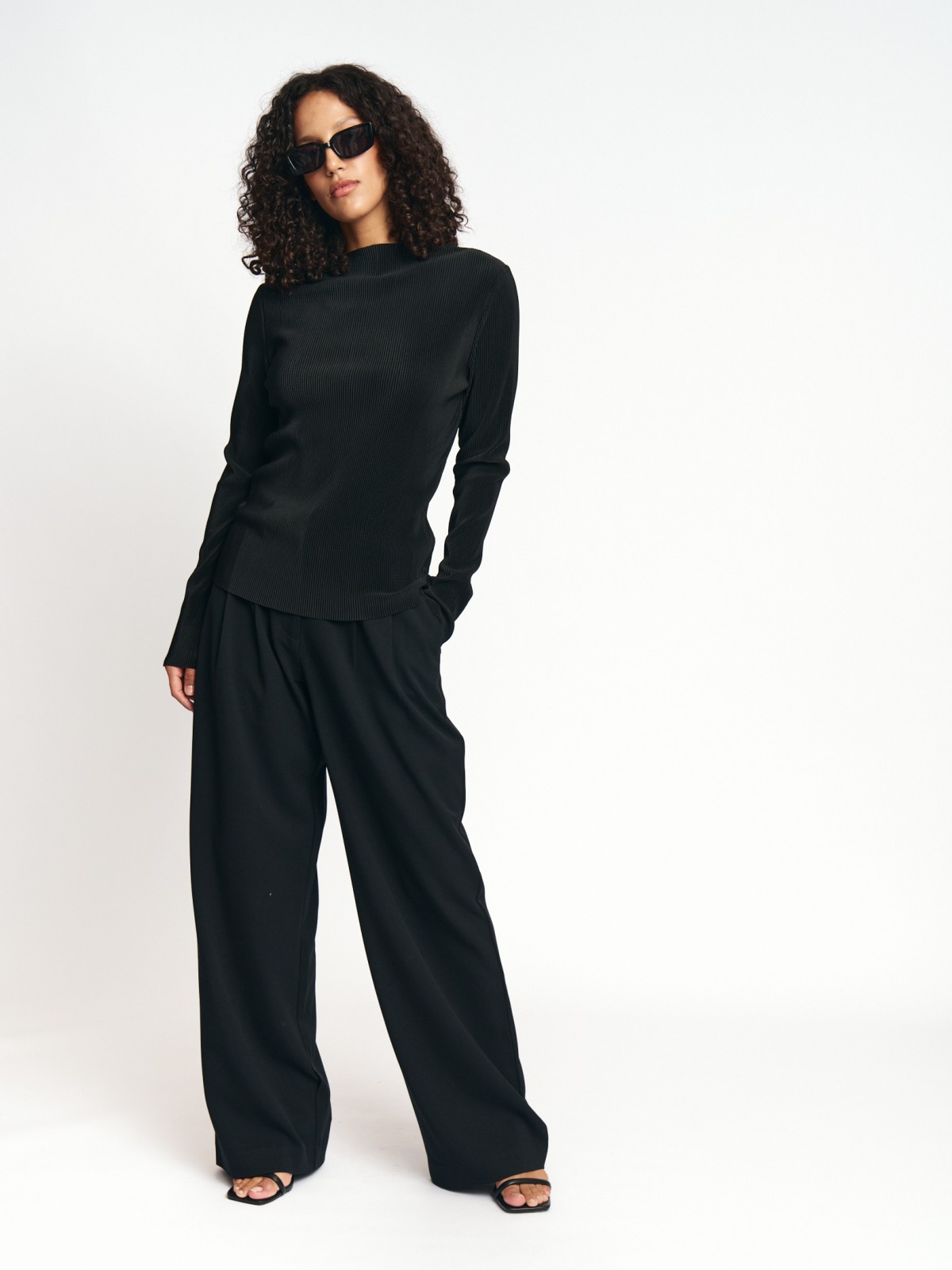 Брюки широкого силуэта Wide с защипами