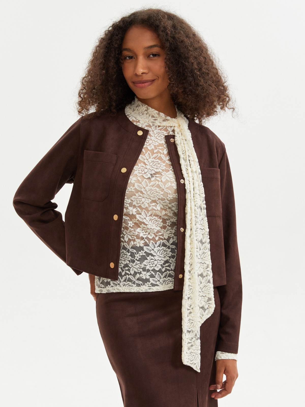 Кружевная блузка с длинным рукавом и бантом