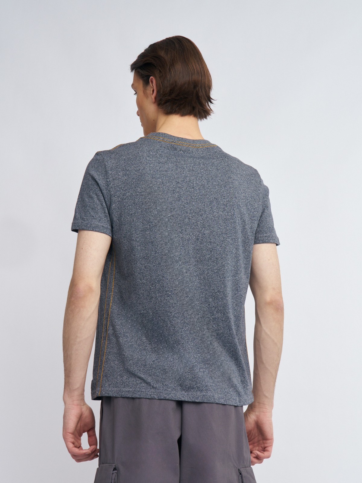 Футболка с принтом-надписью